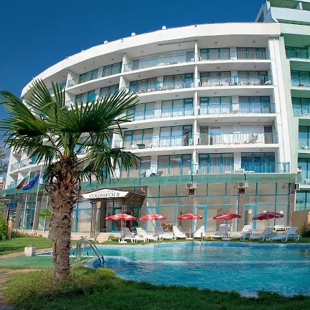 شقة Top-located With Balcony *