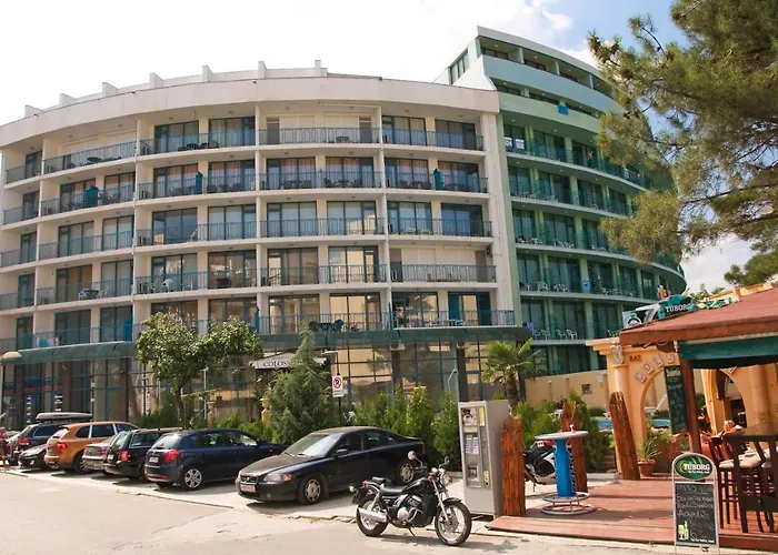 Top-located With Balcony Słoneczny Brzeg