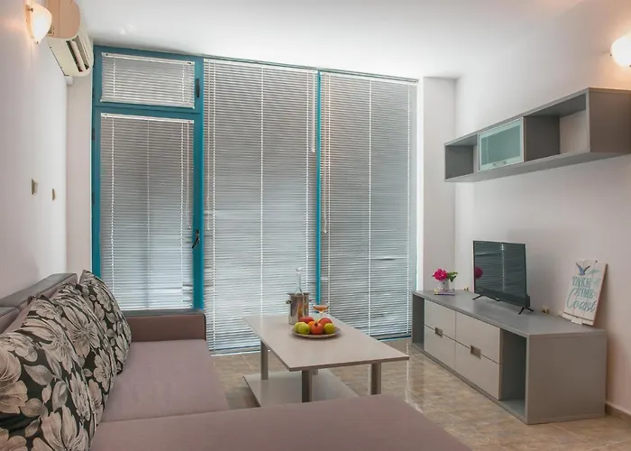 Top-located With Balcony Apartament Słoneczny Brzeg