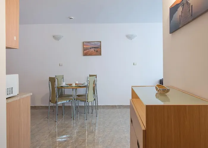 Top-located With Balcony Apartament Słoneczny Brzeg